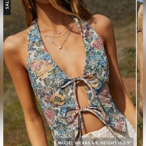 VICI lush Lotus Front Tie Crop Top - Multi colored